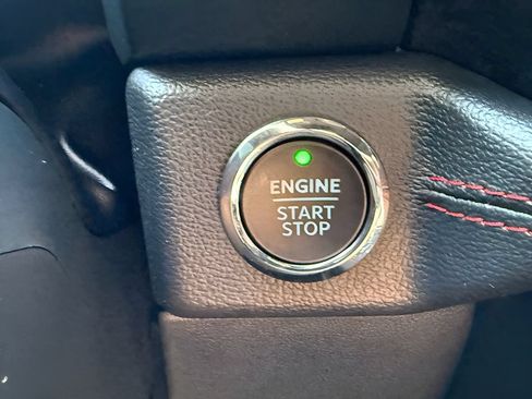 Used 2024 Ford Expedition Limited AWD/4WD image 18