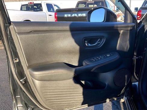 Used 2023 Honda HR-V Sport image 18