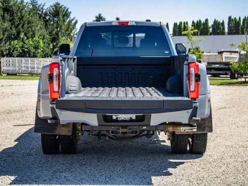 Used 2026 Ford F450 Platinum w/ FX4 Off-Road Package AWD/4WD image 7