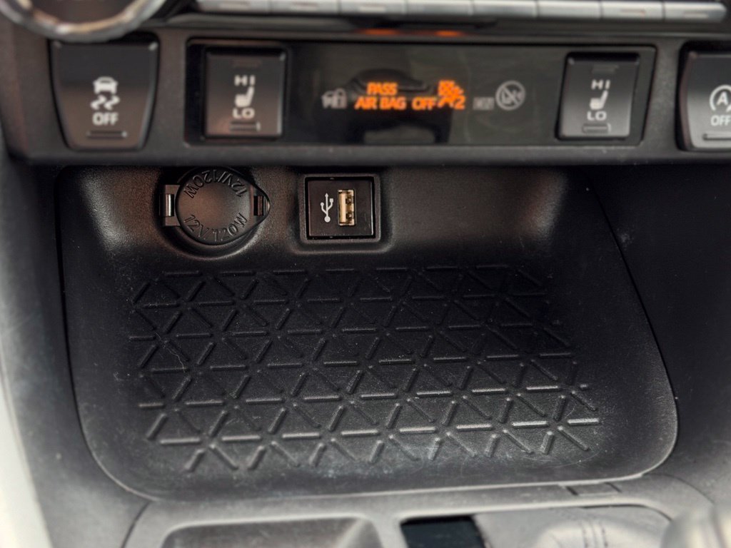 Used 2024 Toyota RAV4 XLE w/ Convenience Package AWD/4WD image 19