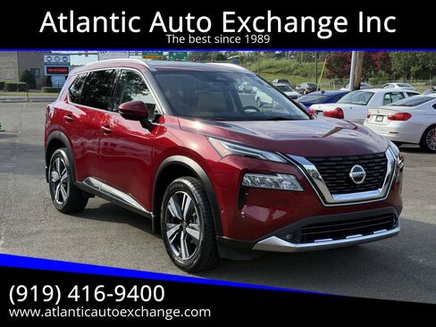 Used 2021 Nissan Rogue Platinum FWD image 1