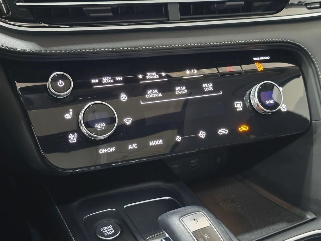 Certified 2023 INFINITI QX60 Luxe w/ Cargo Package AWD/4WD image 14