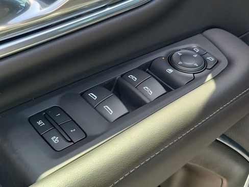 Used 2023 Chevrolet Tahoe LT RWD image 20