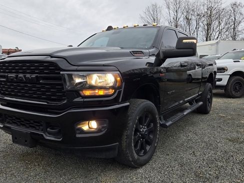 Used 2023 RAM 2500 Lone Star w/ Night Edition image 3