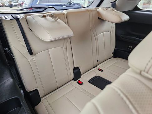 Used 2023 INFINITI QX60 Sensory w/ Vision Package image 17