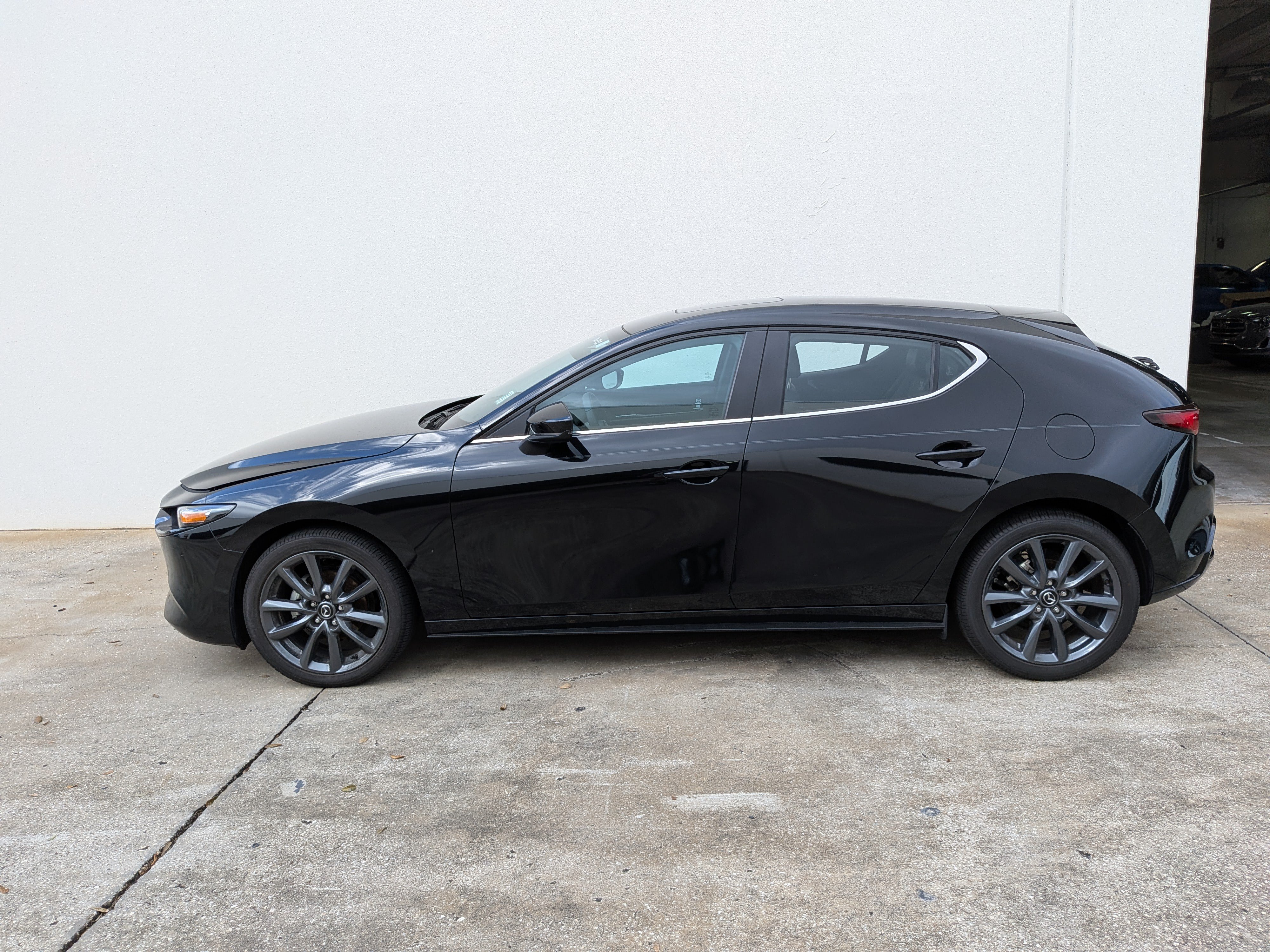 Used 2026 MAZDA MAZDA3 s FWD image 4