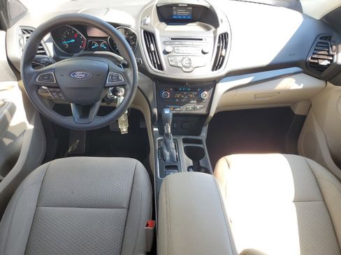 Used 2017 Ford Escape SE image 10