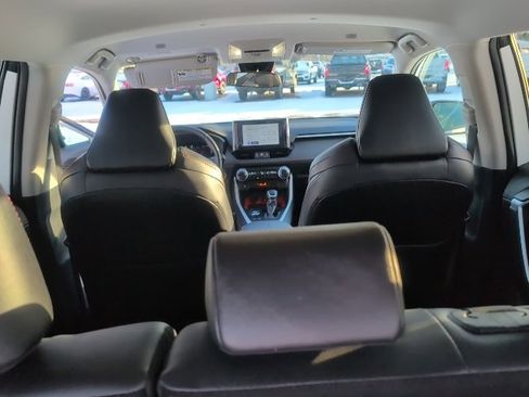 Used 2024 Toyota RAV4 Adventure image 40