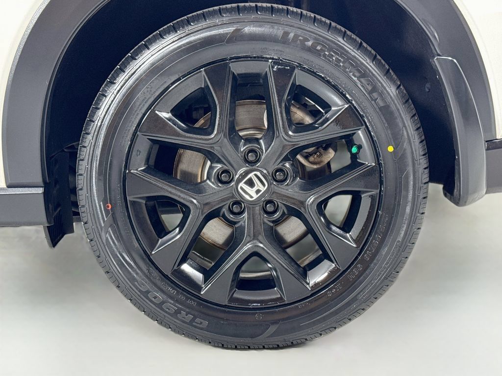 Used 2023 Honda HR-V Sport image 9