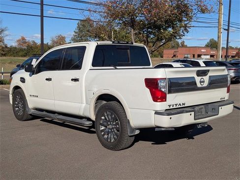 Used 2017 Nissan Titan Platinum Reserve image 2