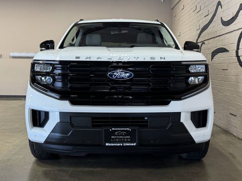 Used 2025 Ford Expedition Max Active AWD/4WD image 10