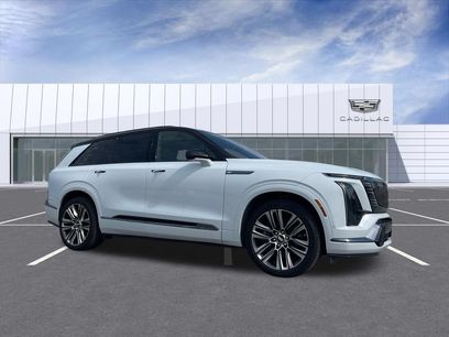 Certified 2026 Cadillac Vistiq Platinum w/ LPO, Floor Liner Package