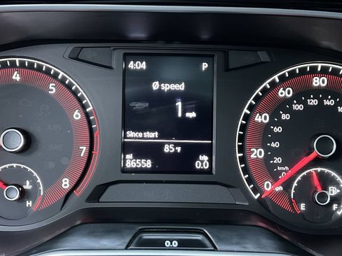 Used 2020 Volkswagen Jetta R-Line FWD image 18