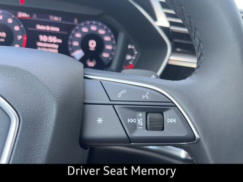 New 2025 Audi Q3 2.0T Premium image 10