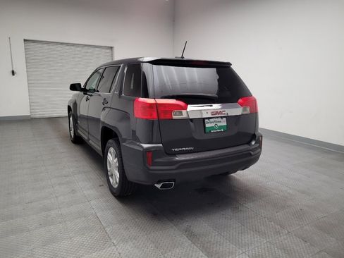 Used 2017 GMC Terrain SLE FWD image 6