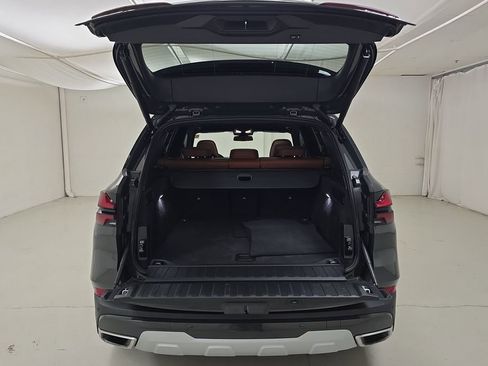 Certified 2026 BMW X5 xDrive40i w/ Premium Package image 28