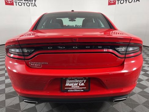 Used 2022 Dodge Charger SXT image 23