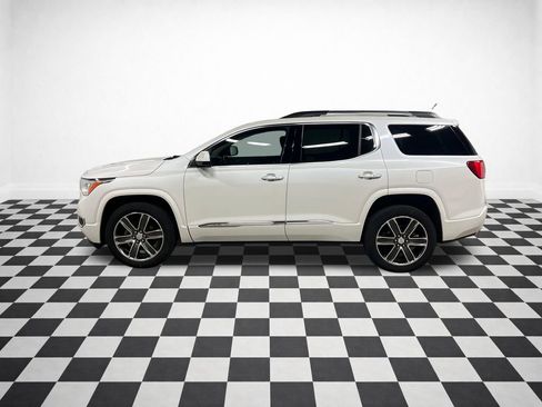 Certified 2019 GMC Acadia Denali w/ Technology Package AWD/4WD image 6