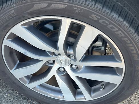 Used 2018 Honda Pilot Elite image 18