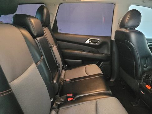 Used 2020 Nissan Pathfinder SV w/ Rock Creek Edition FWD image 19
