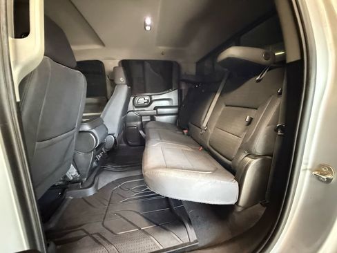 Used 2019 Chevrolet Silverado 1500 LT w/ All-Star Edition AWD/4WD image 14