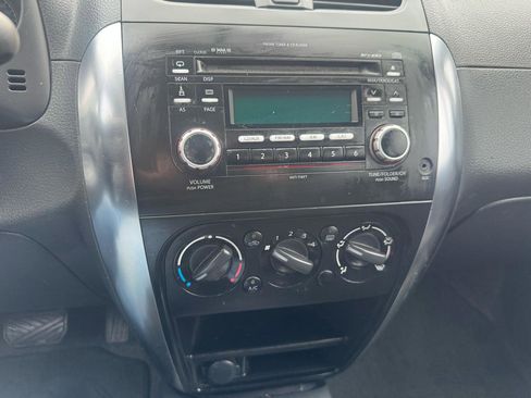Used 2012 Suzuki SX4 Premium AWD/4WD image 16