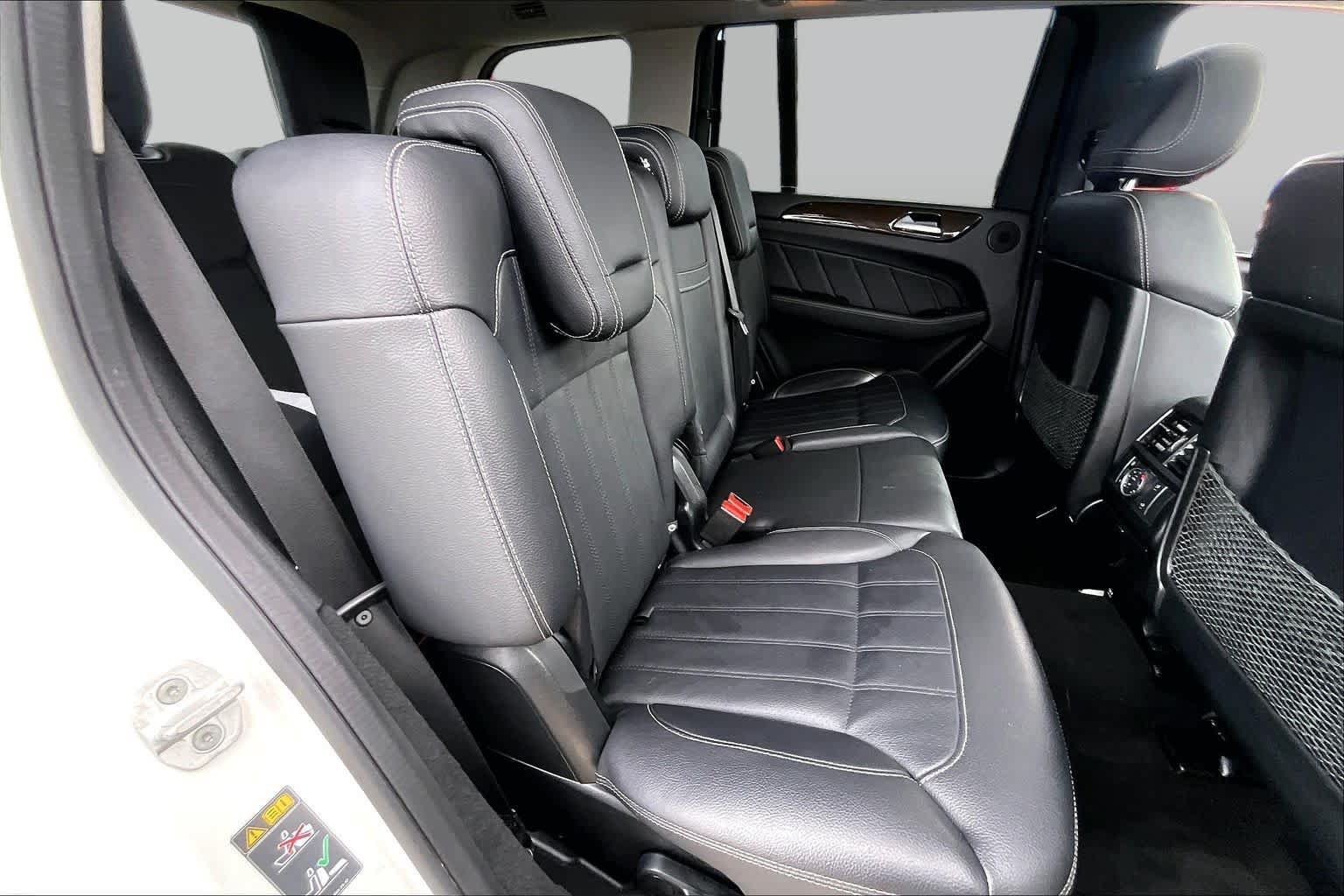 Used 2015 Mercedes-Benz GL 450 4MATIC image 21