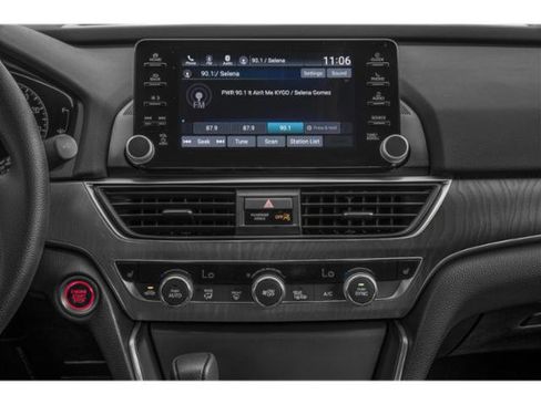 Used 2018 Honda Accord EX image 10