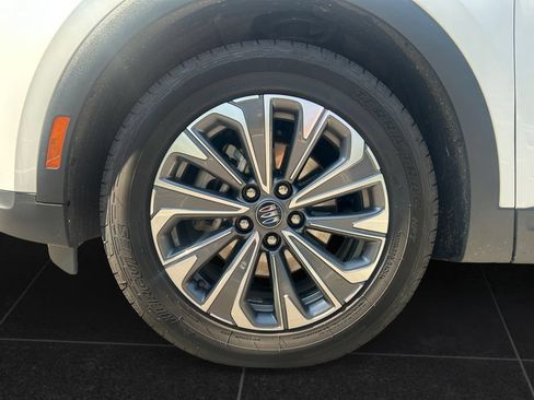 Used 2024 Buick Envision Preferred AWD/4WD image 9