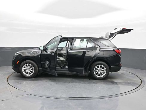 Used 2024 Chevrolet Equinox LS w/ Driver Confidence II Package image 29