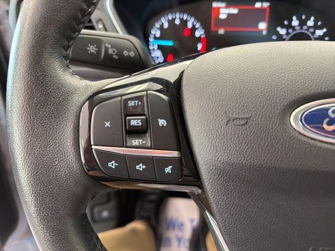 Used 2021 Ford Escape SE w/ SE Sport Appearance Package AWD/4WD image 9
