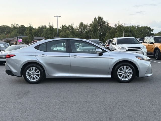 Used 2025 Toyota Camry LE FWD image 2