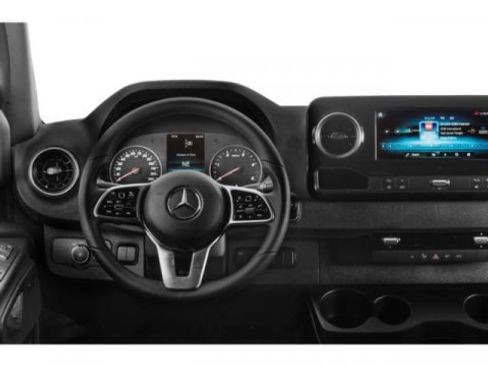 Used 2022 Mercedes-Benz Sprinter 3500 image 7