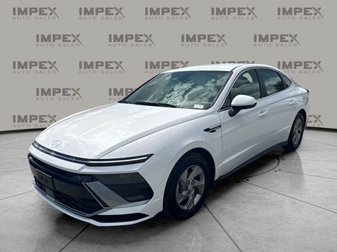 Used 2026 Hyundai Sonata SE FWD image 1