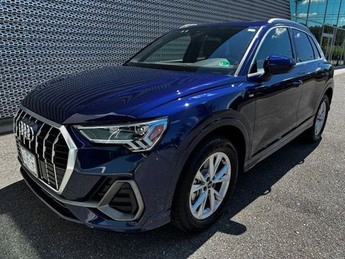 Certified 2025 Audi Q3 2.0T Premium Plus w/ Premium Plus Package image 1