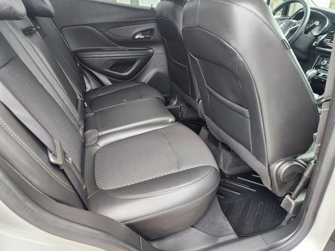 Certified 2022 Buick Encore Preferred image 17