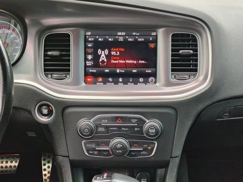 Used 2020 Dodge Charger Scat Pack RWD image 17