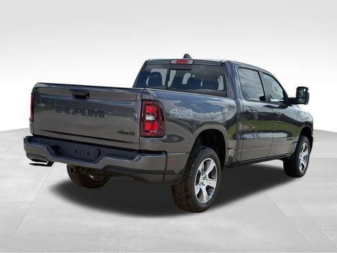 New 2026 RAM 1500 Express AWD/4WD image 30