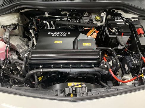 Used 2017 Mercedes-Benz B 250e image 21
