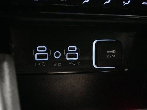 Used 2025 Jeep Grand Cherokee L Laredo AWD/4WD image 24