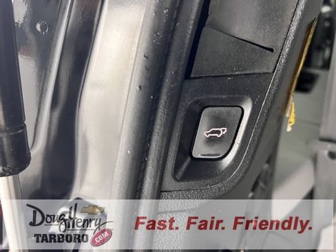 Used 2011 Toyota Sequoia Platinum image 35