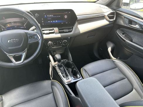 Used 2024 Chevrolet TrailBlazer ACTIV w/ Convenience Package FWD image 24