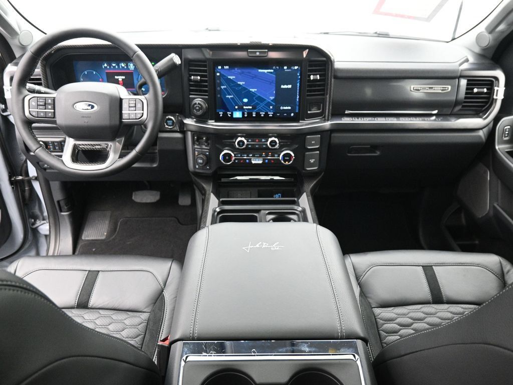 New 2026 Ford F250 Lariat w/ Black Appearance Package AWD/4WD image 23