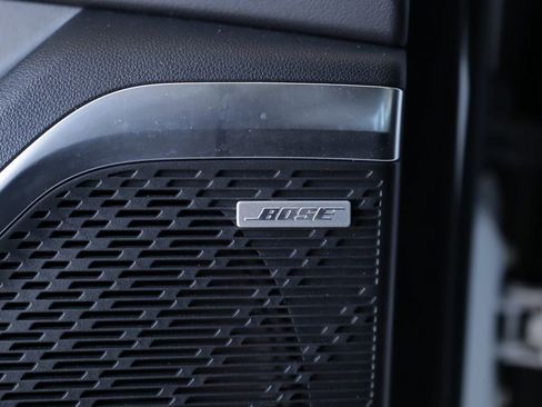 Used 2025 Buick Enclave Sport Touring image 27