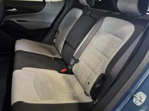 Used 2024 Chevrolet Equinox LS w/ LS Convenience Package image 27