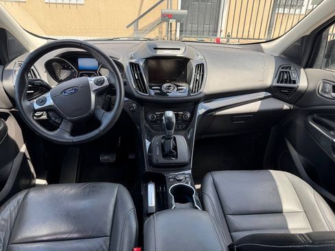 Used 2015 Ford Escape Titanium w/ Equipment Group 301A AWD/4WD image 16