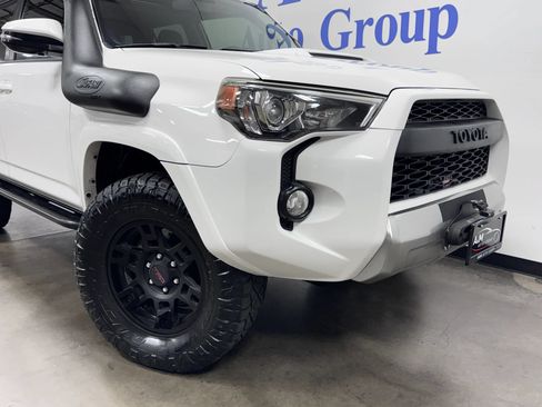 Used 2016 Toyota 4Runner Trail Premium AWD/4WD image 21