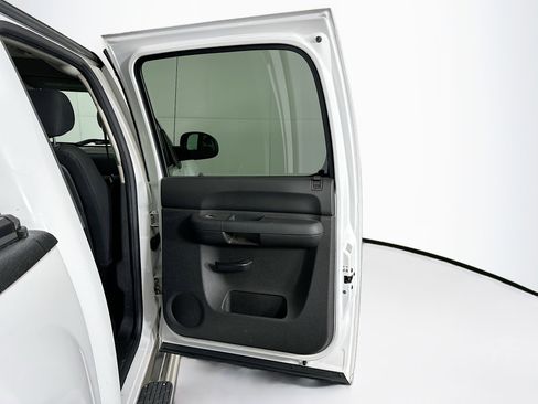 Used 2013 Chevrolet Silverado 1500 LT image 26