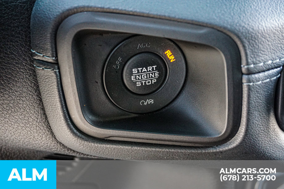Used 2024 Jeep Wrangler Unlimited Sahara AWD/4WD image 47