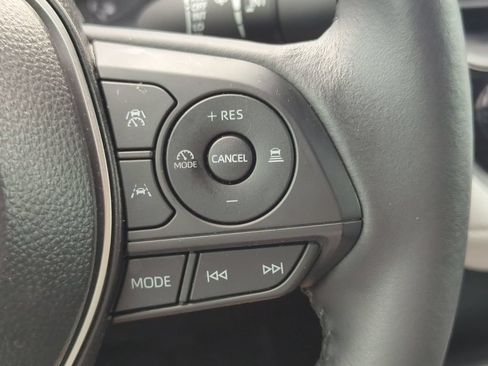 Used 2025 Toyota Corolla SE FWD image 22